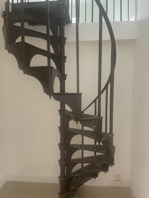 Reclaimed Cast Iron Spiral Stairs And Balcony Rail