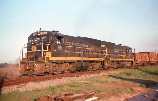 Original Slides (5) SCL Seaboard Coast Line U18B #308+301 w/Train in 1976