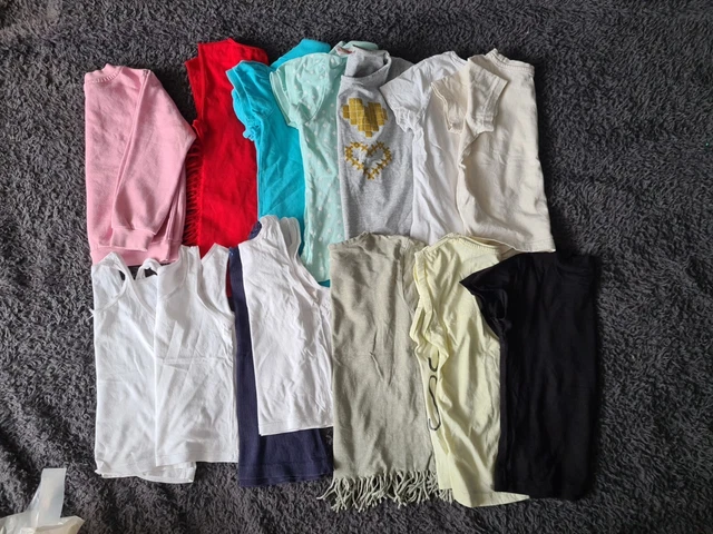 Girls bundle of clothes T-shirt Ages 2-3 3-4  years