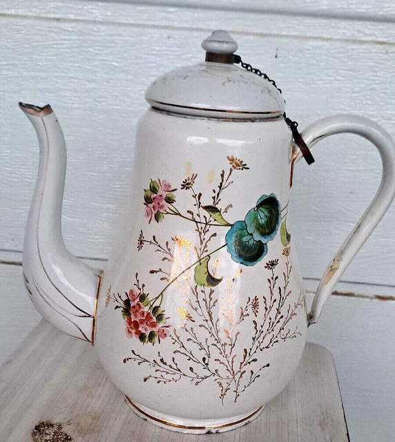 Ancienne cafetière en tole émaillée décor oiseau et cerises