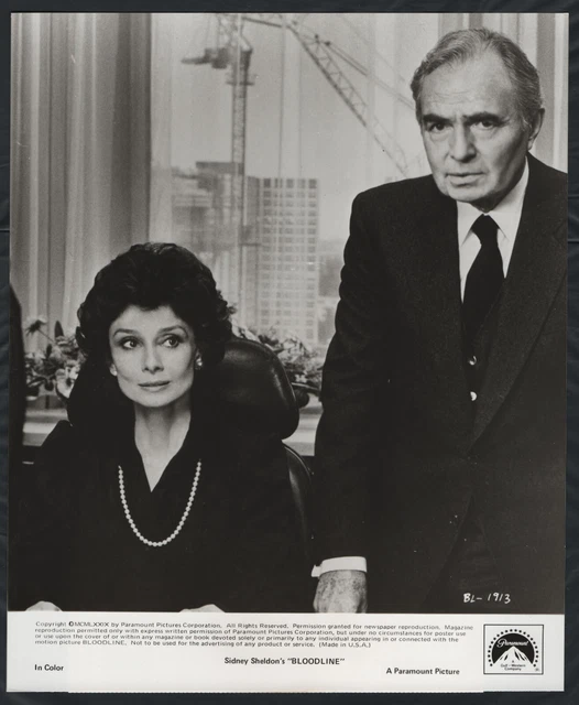 AUDREY HEPBURN JAMES MASON in Bloodline '79 PEARL NECKLACE