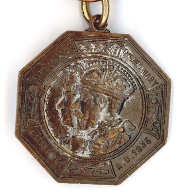 SILVER JUBILEE KING V 1935 medal medallion Bebington antique