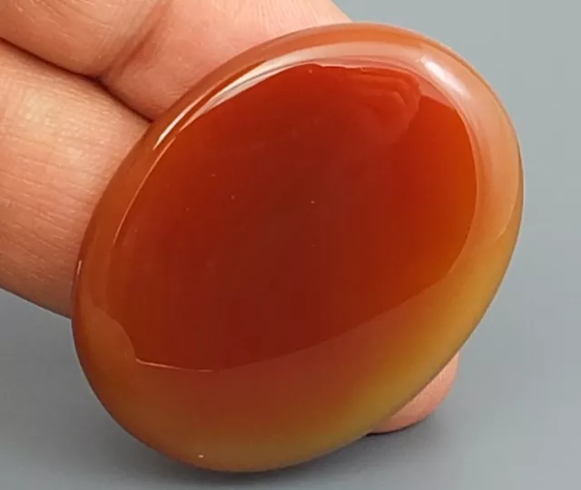 Haut: Véritable Bicolore - Couleur Cornaline 70,16 Carats de Madagascar