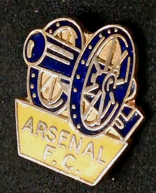 SPILLA PINS DISTINTIVO Stemma Simbolo Badge Logo Club Crest Club ...