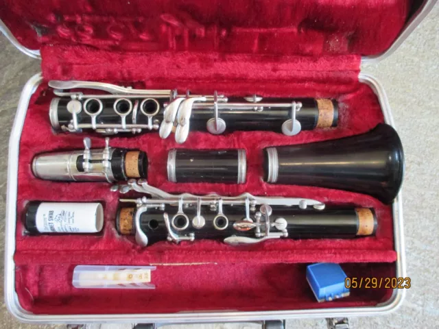 Selmer Bundy  Clarinet with Hard Case. Made in USA