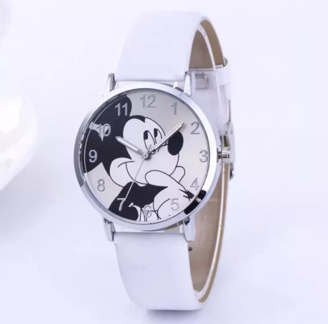 Cute Stylish Disney Mickey Mouse Ladies / Girls Wrist Watch White