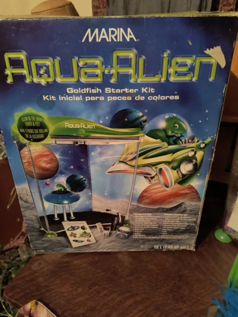 Marina Aqua Alien Aquarium Goldfish Setup Kit 3
