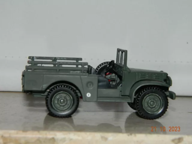 Dodge 4X4. Sans Bâche.  Solido. 1/50.