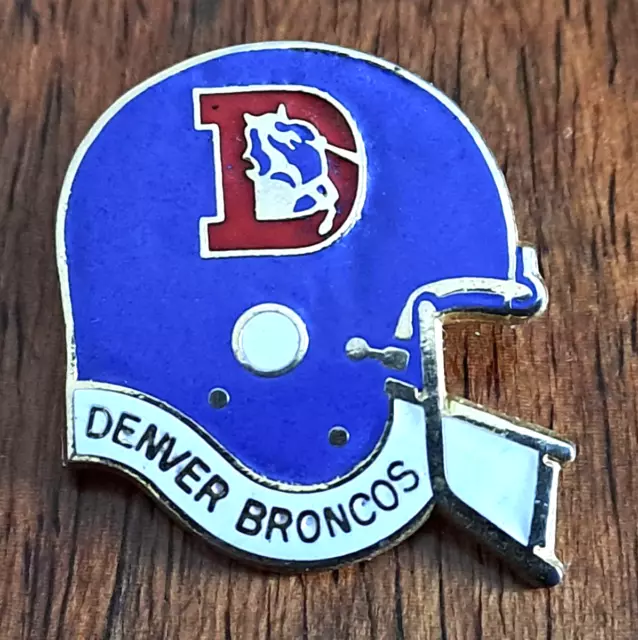 Denver Broncos Nfl Vintage/Old Enamel Badge: Superb Rare Item Lok !!!