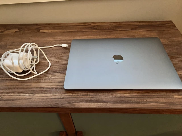 apple macbook air 13.3 2018