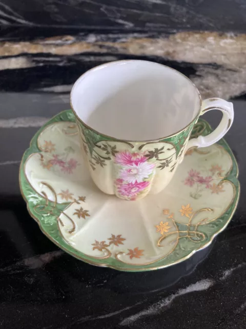 Fine Bone China/Porcelain Small Shaped Vintage Tea  Cup & Saucer Pretty