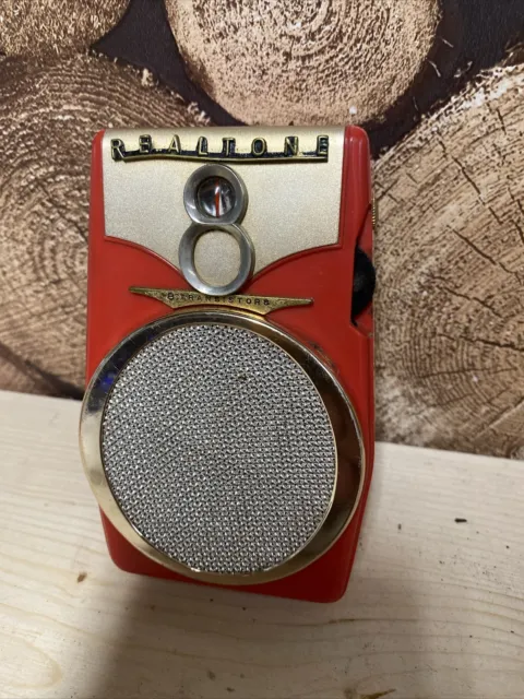 Realtone Vintage Transistor Radio - SP183