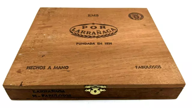Vintage Wooden Cigar Box 'Por Larranaga Fabulosos' 8.5"x7.5"x1.5"  Hinged Latch