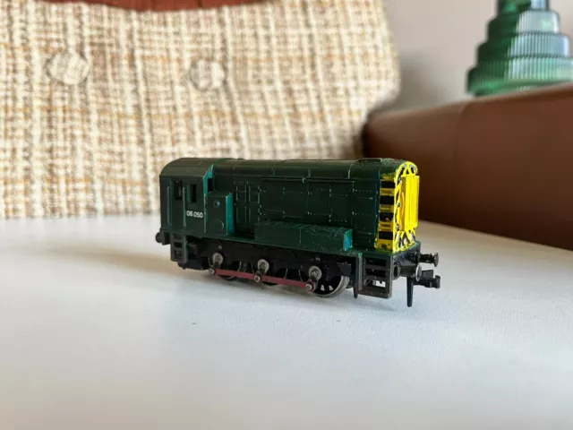 Hornby Dublo Wrenn 08 diesel shunter loco BR Green repaint yellow wasp stripes