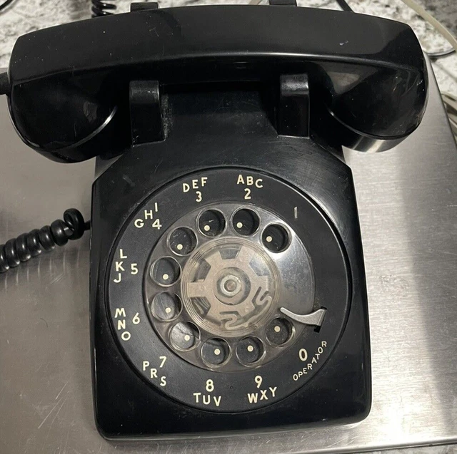 VTG. BELL SYSTEM Western Electric Rotary Dial Phone 1973 C/D Untested