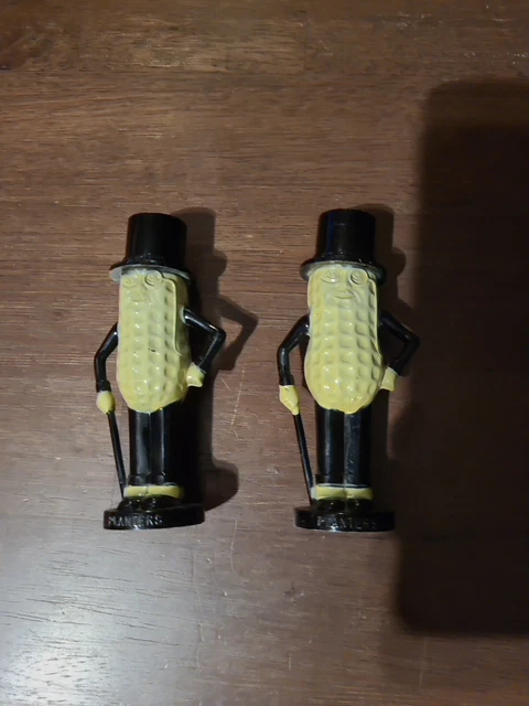 Vintage Retro Planters Peanut Mr Peanut Salt & Pepper Shakers Plastic Pyro usa