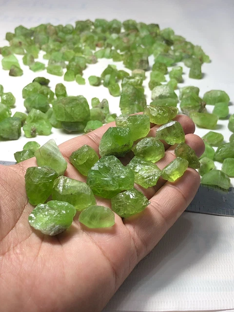 800 Gram Beautiful Natural Colour Bast Quality Peridot Rough Lot From Pakistan
