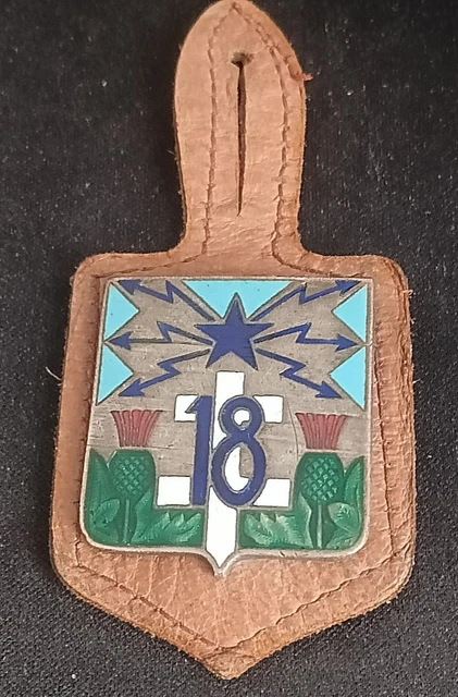 Insigne Militaire – 38e Régiment De Transmissions Drago Paris H576 – France