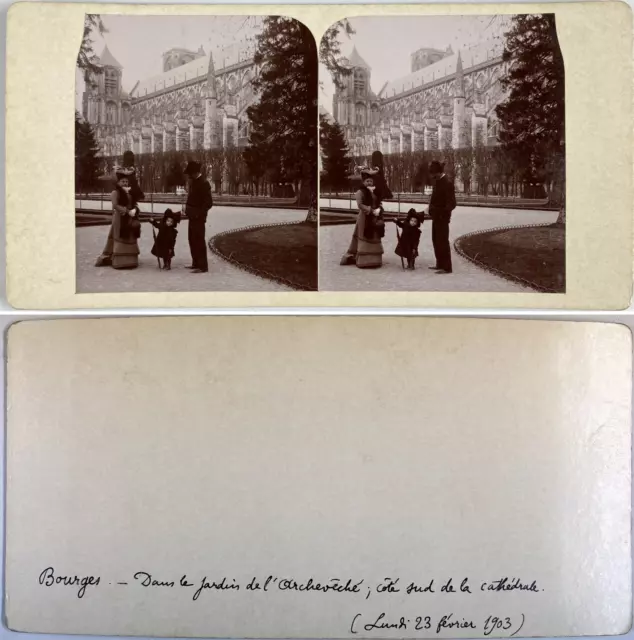 Bourges, Promenade dans le jardin de l&#039;Archevéché, Vintage citrate print, f