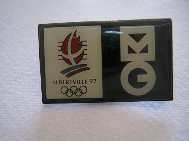 Jeux Olympiques - Pin's Jeux Olympiques Albertville 92 Evian réf 502