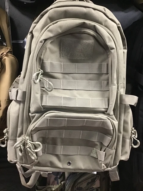 Sac à Dos BAROUD ARES Trend 40 L – Tarpaulin, Imperméable, Compartiment PC, Système Molle, Moderne
