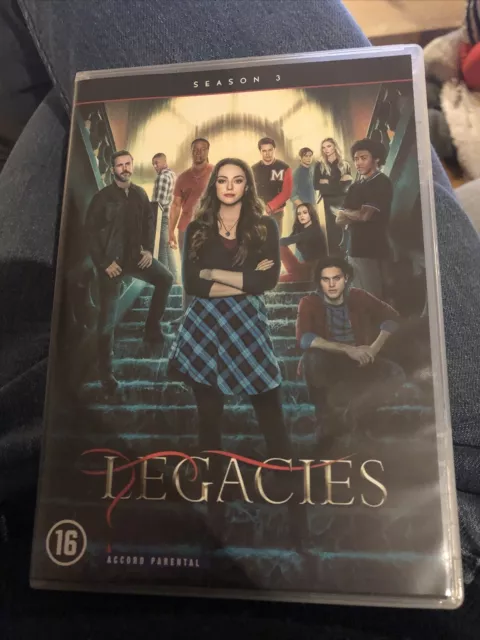 Coffret DVD Série TV Comme Neuf « LEGACIES » Intégrale Saison 3