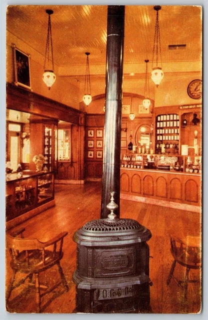 Postcard Old Wood-Burning Stove, Upjohn Drugstore, Disneyland P198