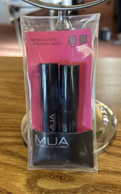 MUA Makeup Academy Lápiz labial Dúo CARNE/MULERA NUEVO EN PAQUETE