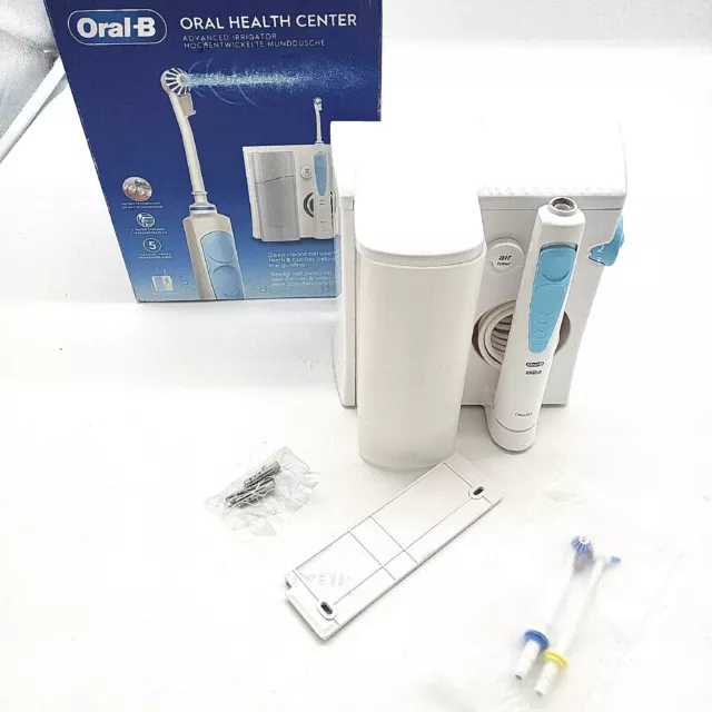 Oral-B Oral Health Center Munddusche 2 Ersatzdüsen Zahnzwischenraumreiniger (54,