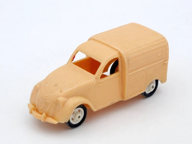 Citroën 1200kg Ambulance CLÉ Clément Gaget 1/48 à restaurer - Collection