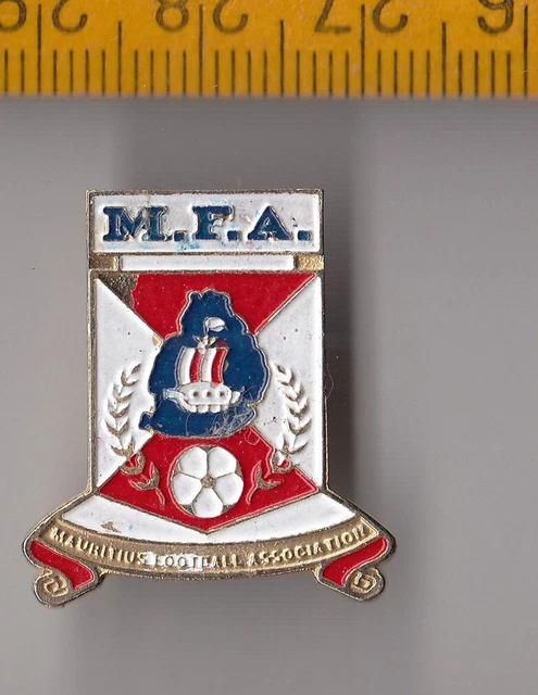 MFA Mauritsius Football Federation Association enamel pin badge logo