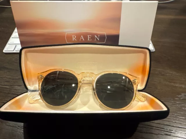 Raen Remmy Sunglasses Champagne Crystal Green Polarized Size 49 New Case & Box