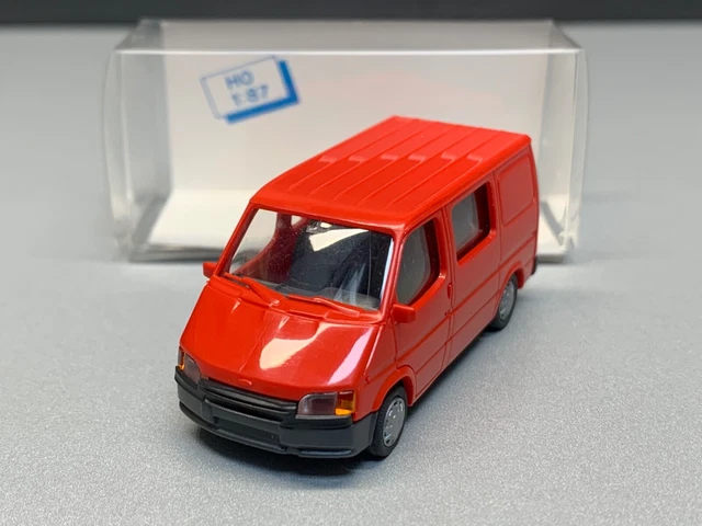 Modellino Ford Transit Bus Diesel Verde - IMU 09043 Scala H0 1:87