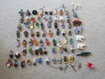 huge lot of lego minifigures