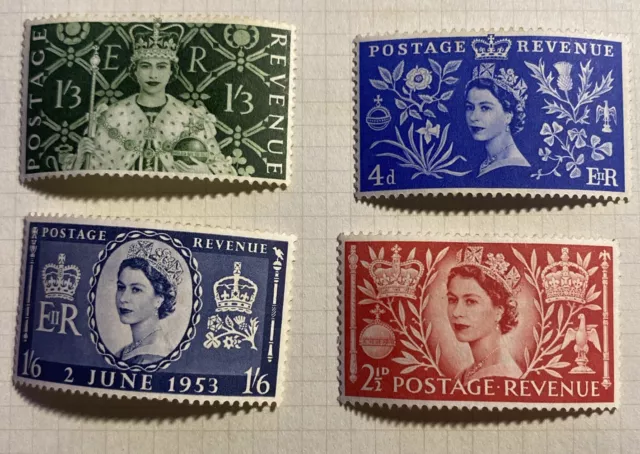 GB: 1953 Coronation QE2 Queen Elizabeth II set SG532-535 Mint Hinged Stamps