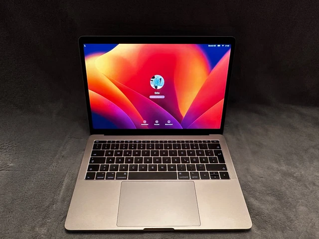 MacBook Pro 2017 13,3" display Retina 128 GB SSD 23 GH2 dual-core Intel Core i5