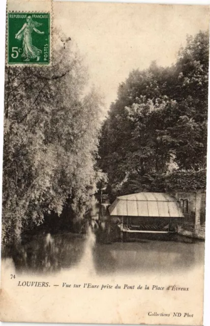 CPA LOUVIERS - Vue sur l'Eure prise du Pont de la Place d'ÉVREUX (181879)