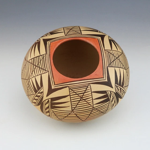 Native American Hopi Pottery Vase By Adelle Nampeyo Native American Hopi Pottery Vase By Adelle Nampeyo