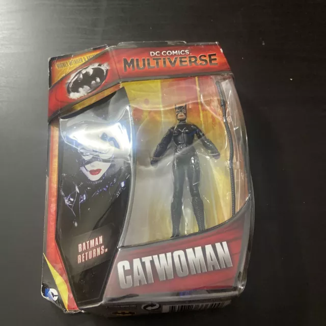DC Comics Multiverse 3.75 Basic Figure, Catwoman (Batman Returns) 2013