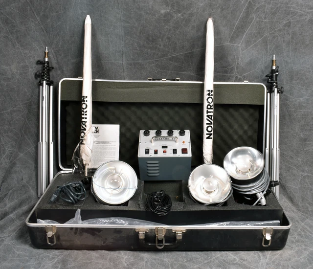 Novatron 500 Power Pack 3 Flash Kit + Bogen Stands Umbrellas & More Ex+++
