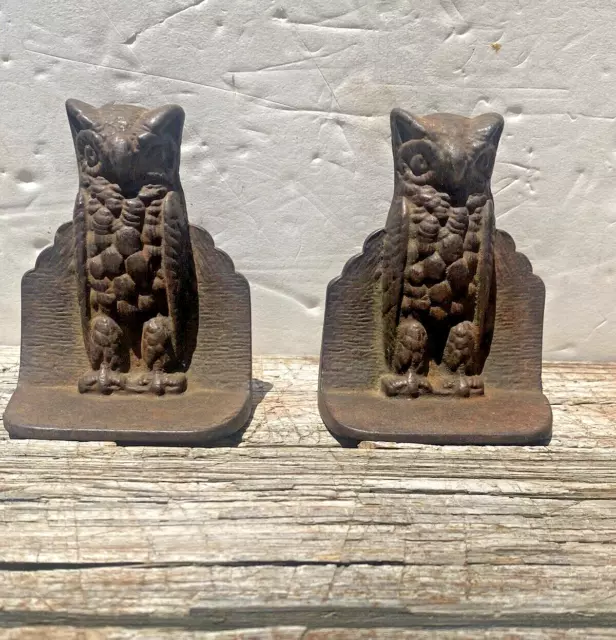 Vintage Pair Cast Iron Owl Bookends 4" Tall Rustic Cabin Decor