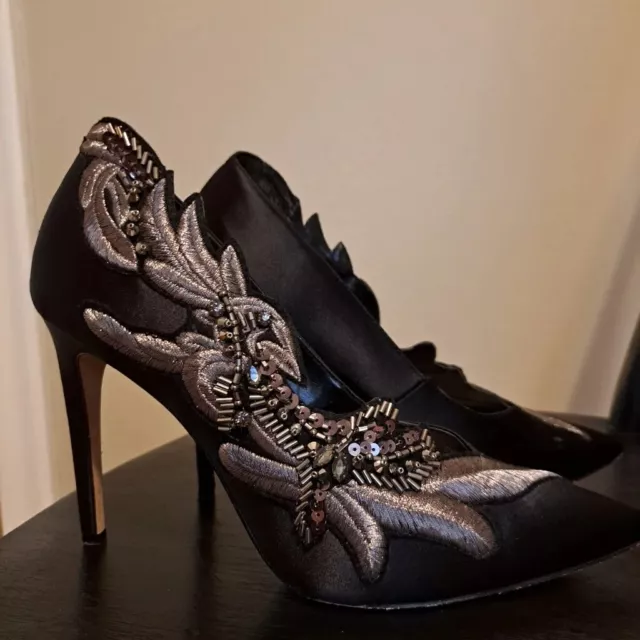 IMAGINE VINCE CAMUTO leopard Print heels With Strap 10.20 PicClick