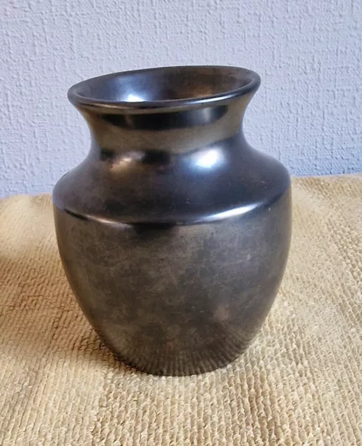 PRINKNASH small round ceramic urn shaped vase, pewter gunmetal grey glaze