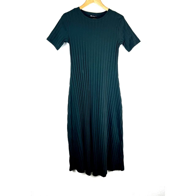 green emerald velvet dress Zara Green Sleeveless Ribbed Knit Turtleneck Ruffle Fit & Flare Mini Dress  Sz S