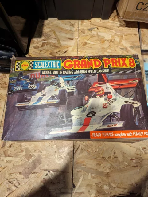 Vintage Scalextric Grand Prix 8 Model Racing set + extra car