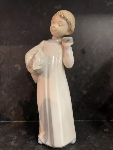 Nao Lladro Porcelain Figurine Boy Child Time For Bed c1989 10inch