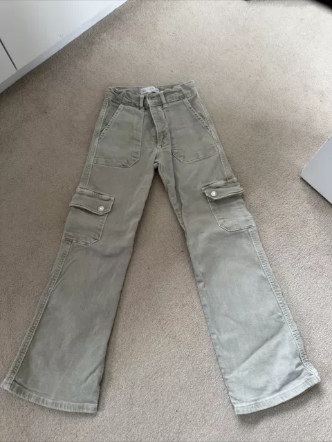 Mädchen Zara Jeans Alter 9 grün/beige Farbe Cargo-Stil