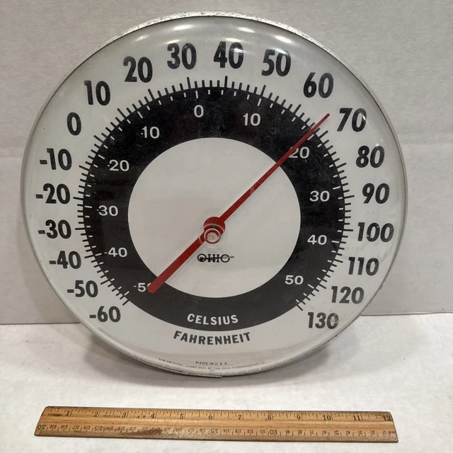 Termometro a Alcool Nei Gradi Celsius E Fahrenheit Illustrazione