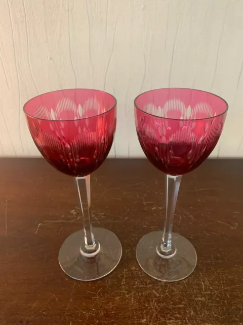 2 verres à vin couleur en cristal de Baccarat (prix des deux)