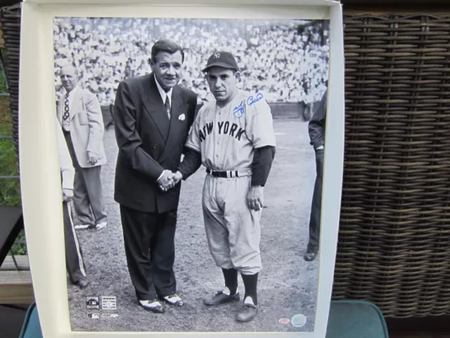 Yogi Berra Autograph / Signed 16 x 20 photo New York Yankees Babe Ruth